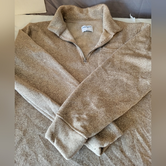 NEW Old Navy Men's Beige Sweater with Zipper - Picture 5 of 5